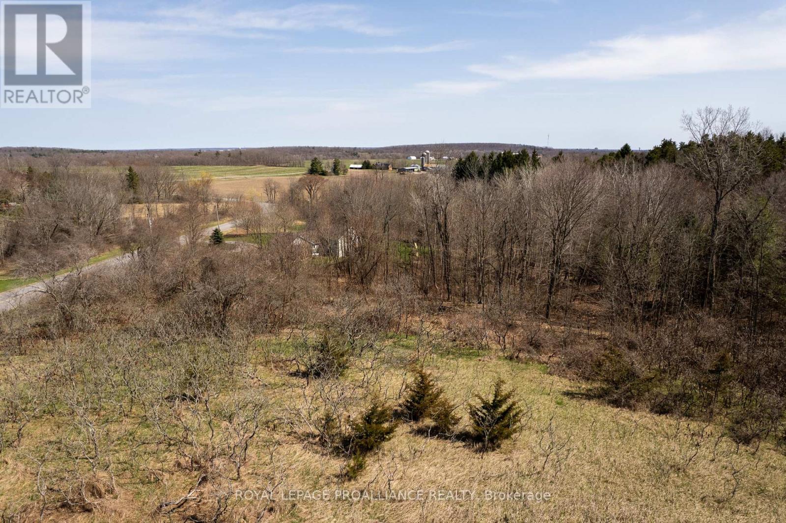 517 Downs Road, Quinte West, Ontario  K8V 5P6 - Photo 21 - X12399898