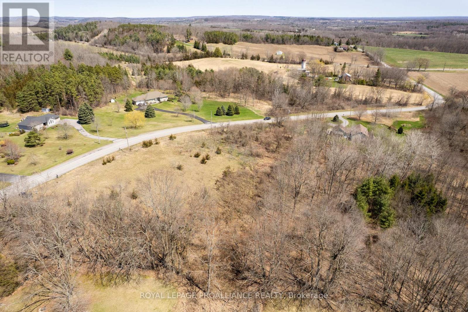 517 Downs Road, Quinte West, Ontario  K8V 5P6 - Photo 8 - X12399898