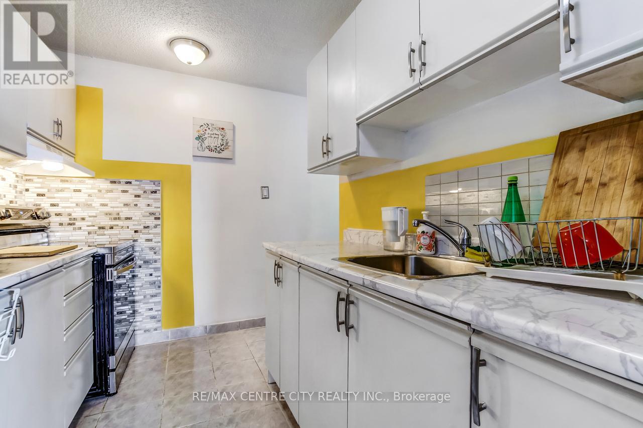 606 - 1103 Jalna Boulevard, London South, Ontario  N6E 2S9 - Photo 12 - X12399819