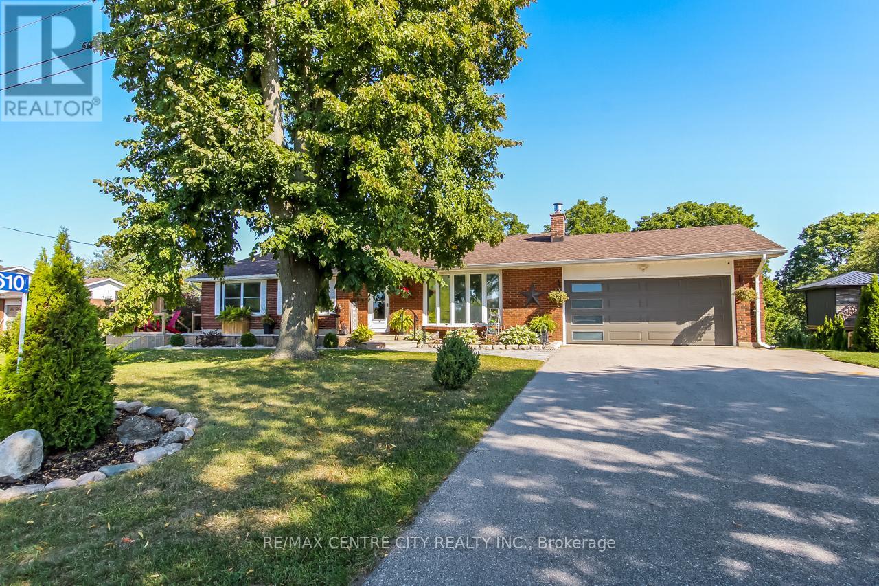 42610 Walnut Street, Central Elgin, Ontario  N0L 2L0 - Photo 1 - X12399855