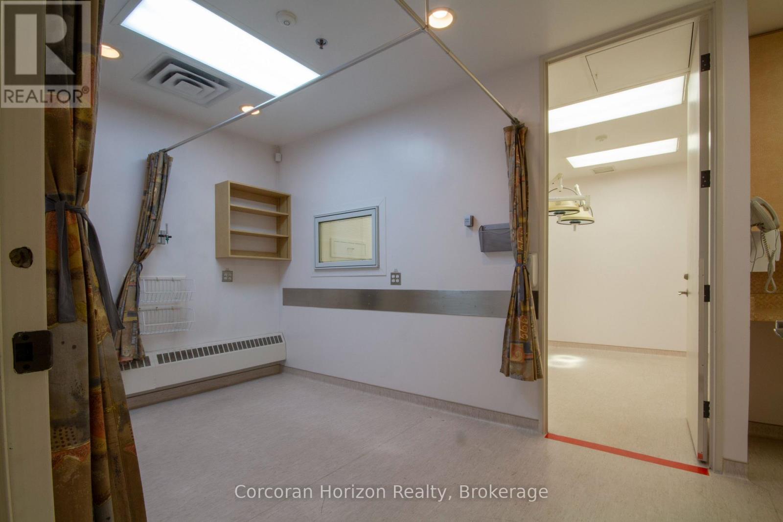 101 - 200 James Street S, Hamilton (Durand), Ontario  L8P 1Y6 - Photo 15 - X12399900