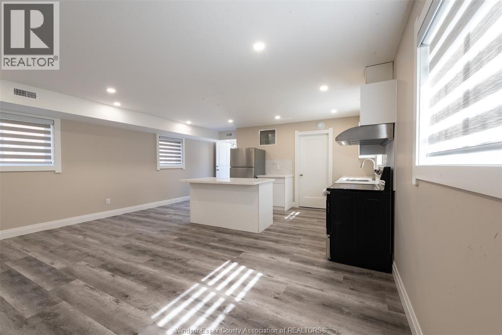 912 Hall Avenue Unit# B, Windsor, Ontario  N9A 2M5 - Photo 6 - 25023246