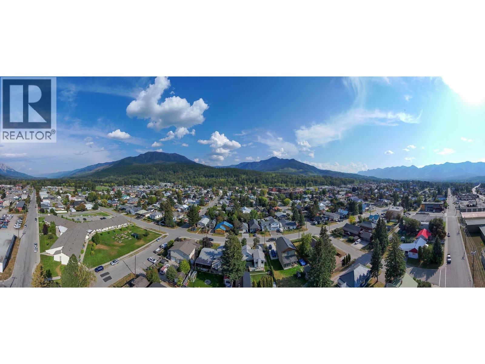 1052 5th Avenue, Fernie, British Columbia  V0B 1M0 - Photo 43 - 10361415