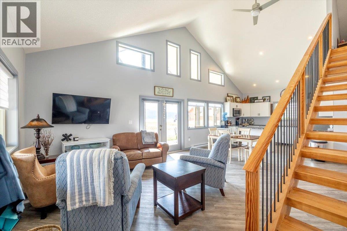 1705 Koocanusa Lake Drive, Lake Koocanusa, British Columbia  V0B 1T5 - Photo 12 - 10362200