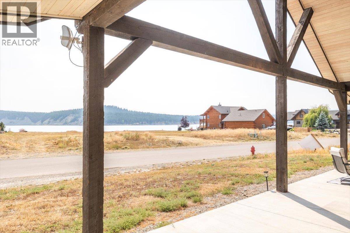 1705 Koocanusa Lake Drive, Lake Koocanusa, British Columbia  V0B 1T5 - Photo 31 - 10362200