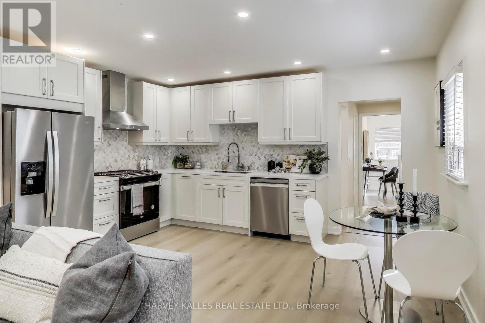 463 Westmount Avenue, Toronto, Ontario  M6E 3N4 - Photo 5 - C12399680