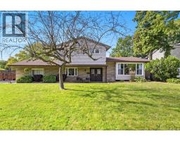 641 HOLT Drive, Burlington, Ontario