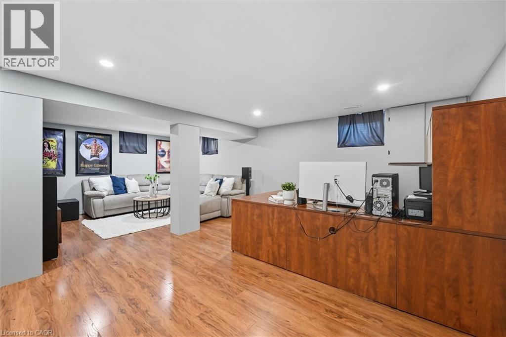 641 Holt Drive, Burlington, Ontario  L7T 3N4 - Photo 37 - 40768960