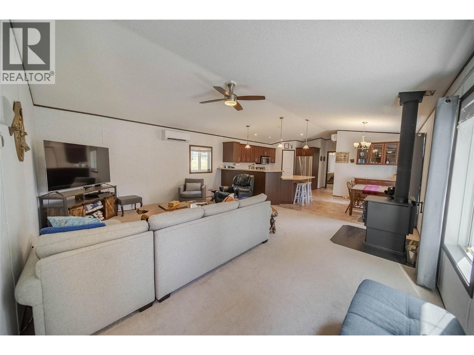 6524 Mcdonald Loop Road, Grasmere, British Columbia V0B 1R0 - Photo 5 - 10362471