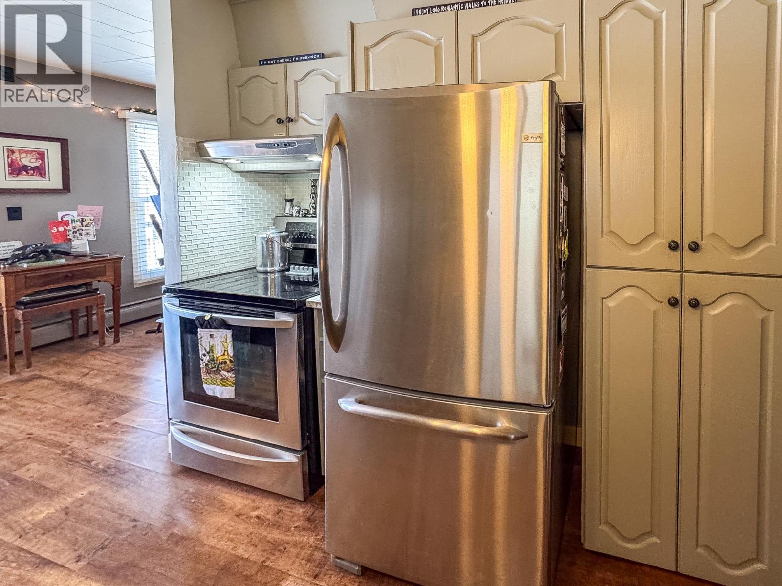 2165 Warren Avenue, Kimberley, British Columbia V1A 1S6 - Photo 9 - 10362510