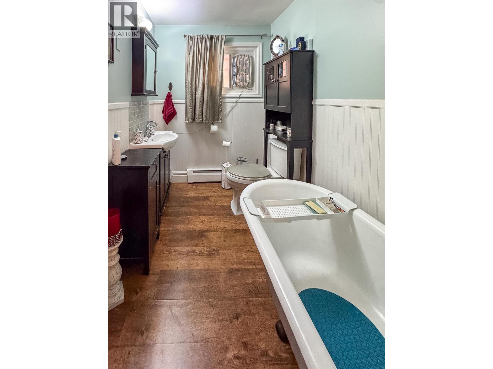 2165 Warren Avenue, Kimberley, British Columbia V1A 1S6 - Photo 17 - 10362510