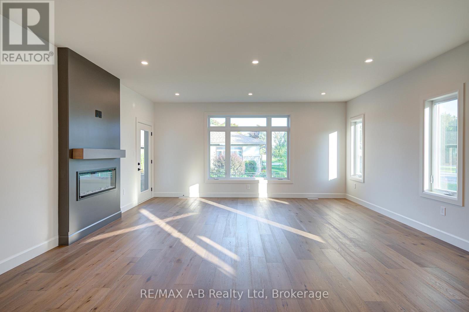 7 Nelson Street, West Perth, Ontario  N0K 1N0 - Photo 13 - X12014291
