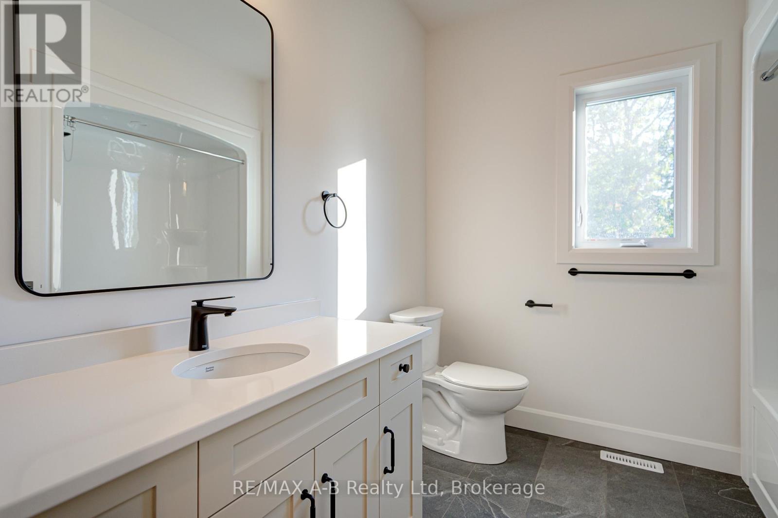 7 Nelson Street, West Perth, Ontario  N0K 1N0 - Photo 8 - X12014291