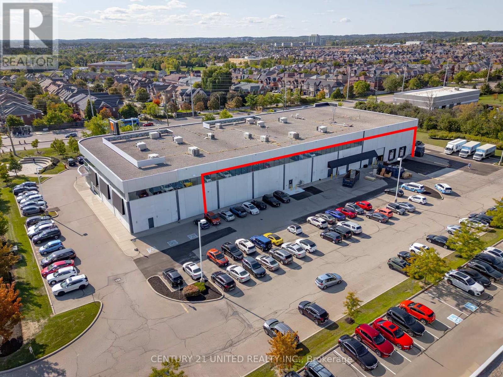 2 - 10 Via Renzo Drive, Richmond Hill, Ontario  L4S 0B6 - Photo 2 - N12358952