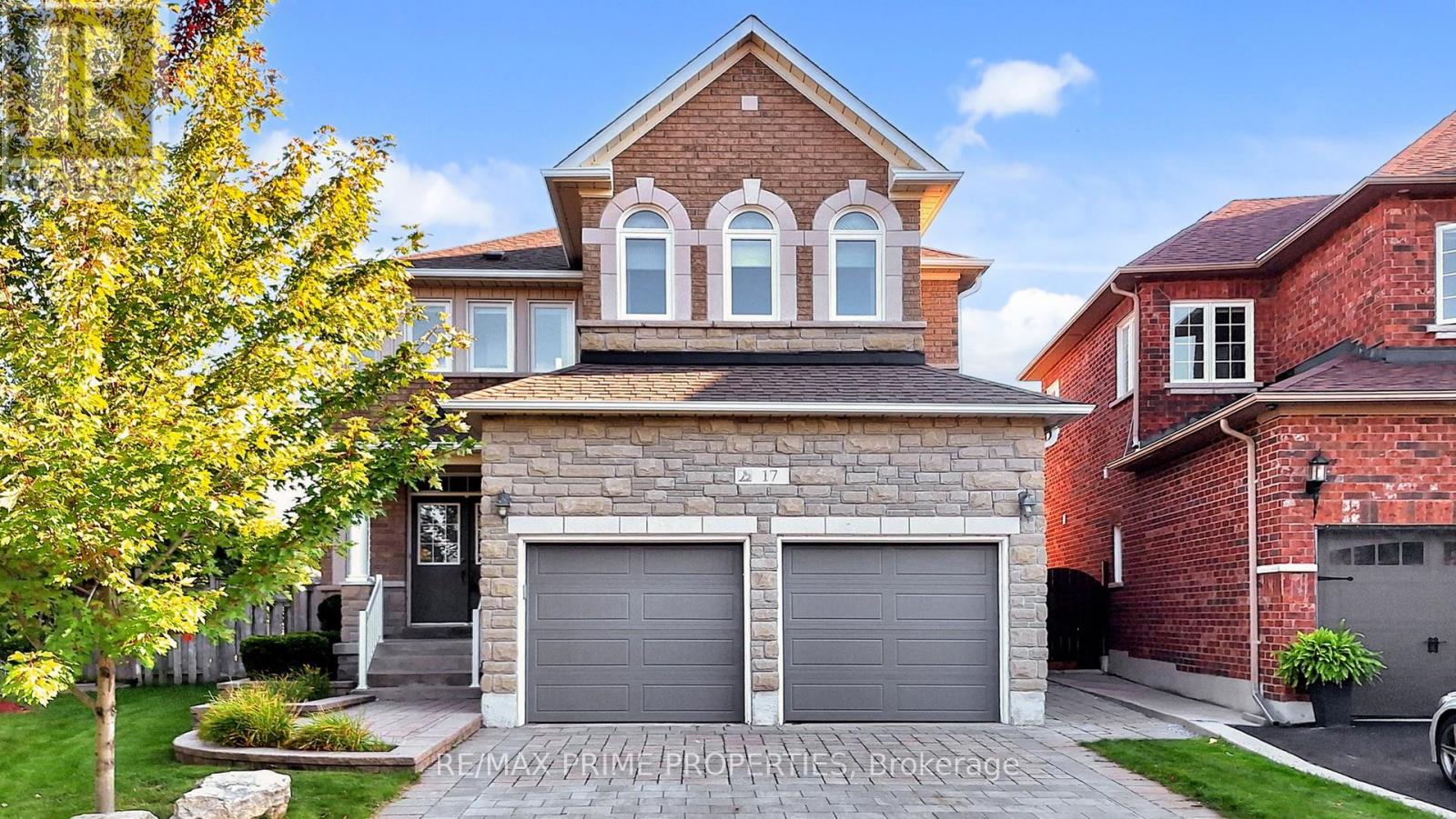 17 Raintree Crescent, Richmond Hill (Oak Ridges), Ontario  L4E 3T5 - Photo 1 - N12399619