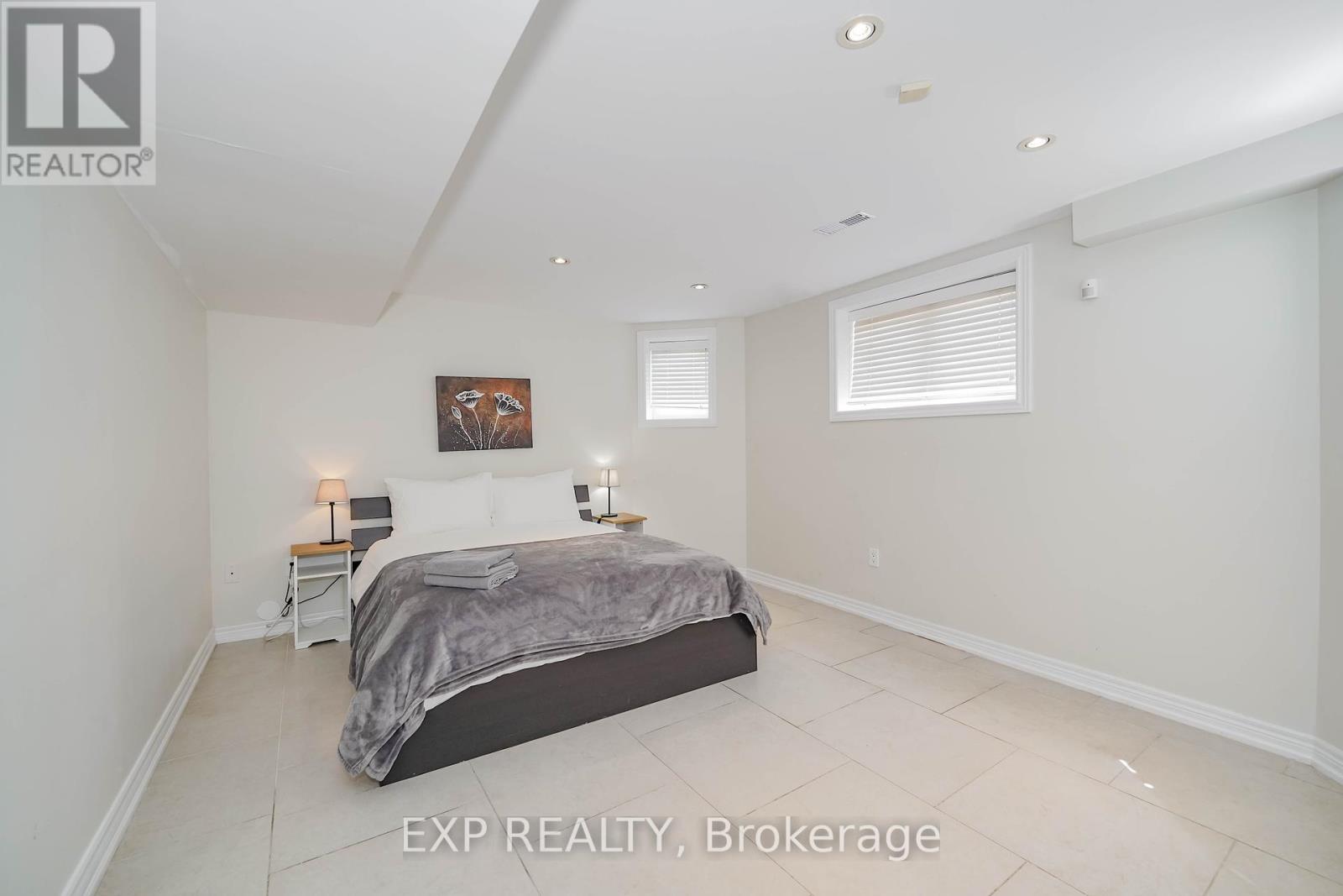 116 Colesbrook Road, Richmond Hill, Ontario  L4S 2G3 - Photo 45 - N12399710