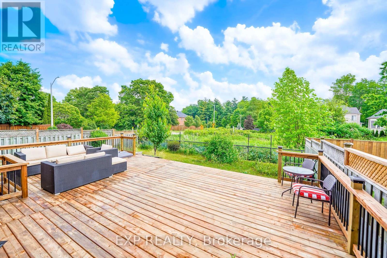 116 Colesbrook Road, Richmond Hill, Ontario  L4S 2G3 - Photo 49 - N12399710