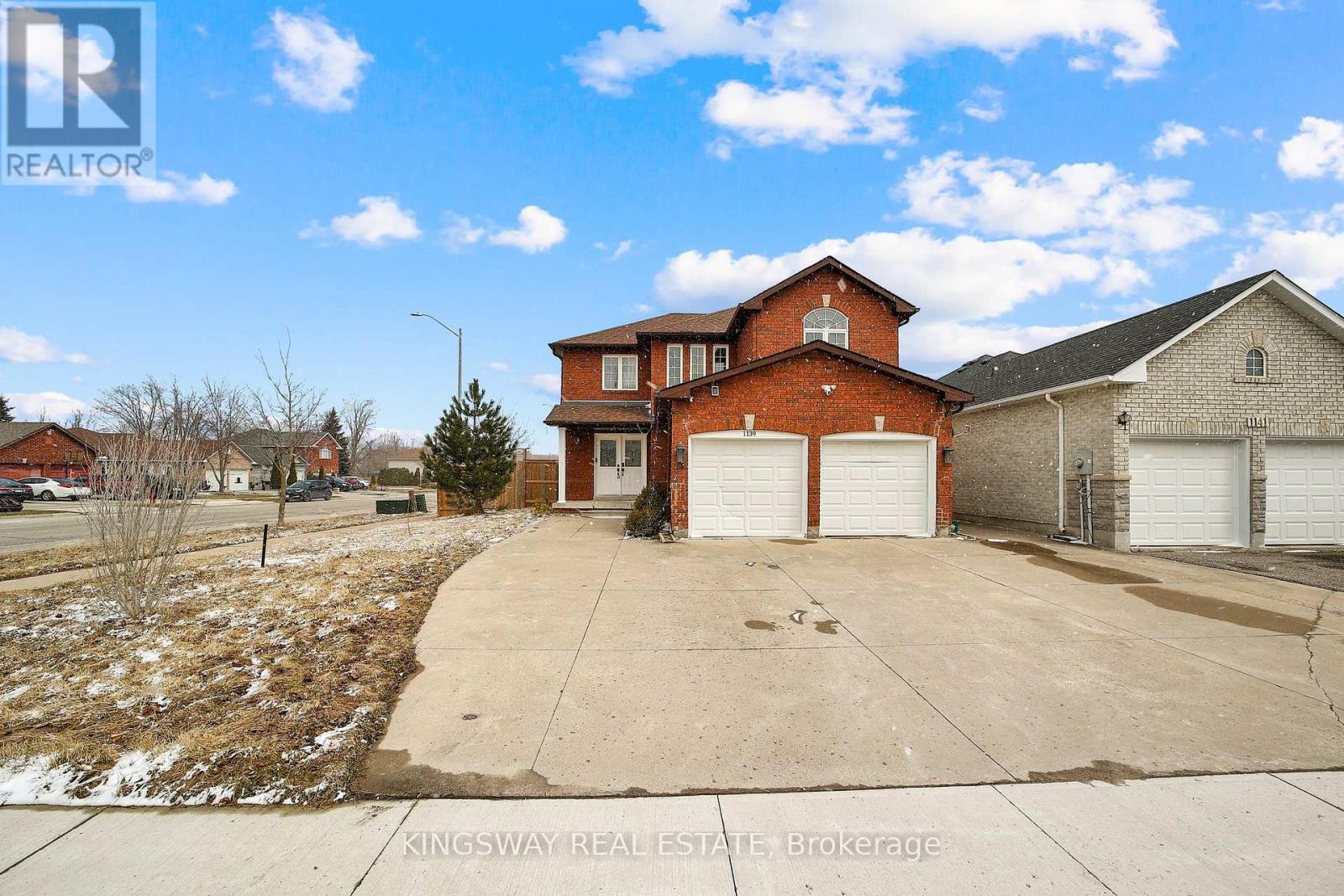1139 Oriole Crescent, Innisfil, Ontario  L9S 2A8 - Photo 1 - N12399723