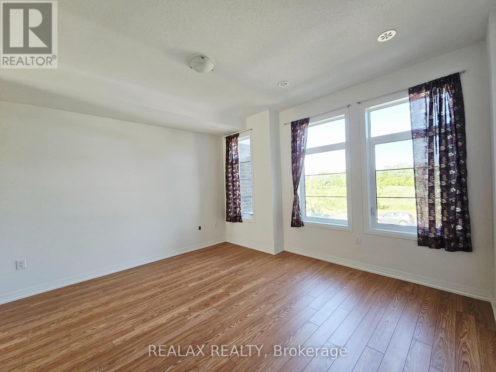 103 Carneros Way, Markham (Cedar Grove), Ontario  L6B 1R2 - Photo 3 - N12399811