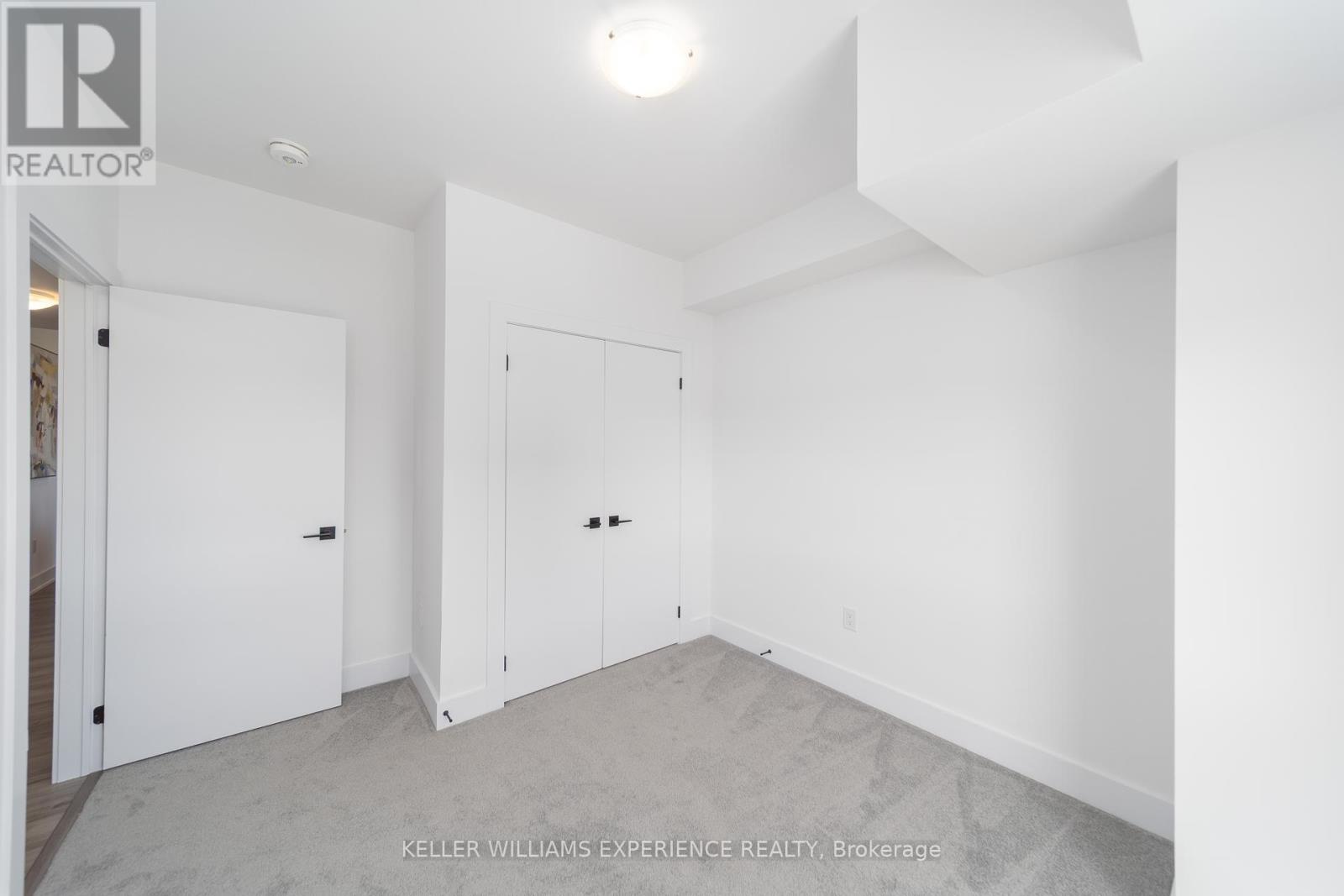 401 - 8 Culinary Lane, Barrie, Ontario  L9J 0T2 - Photo 14 - S12399721