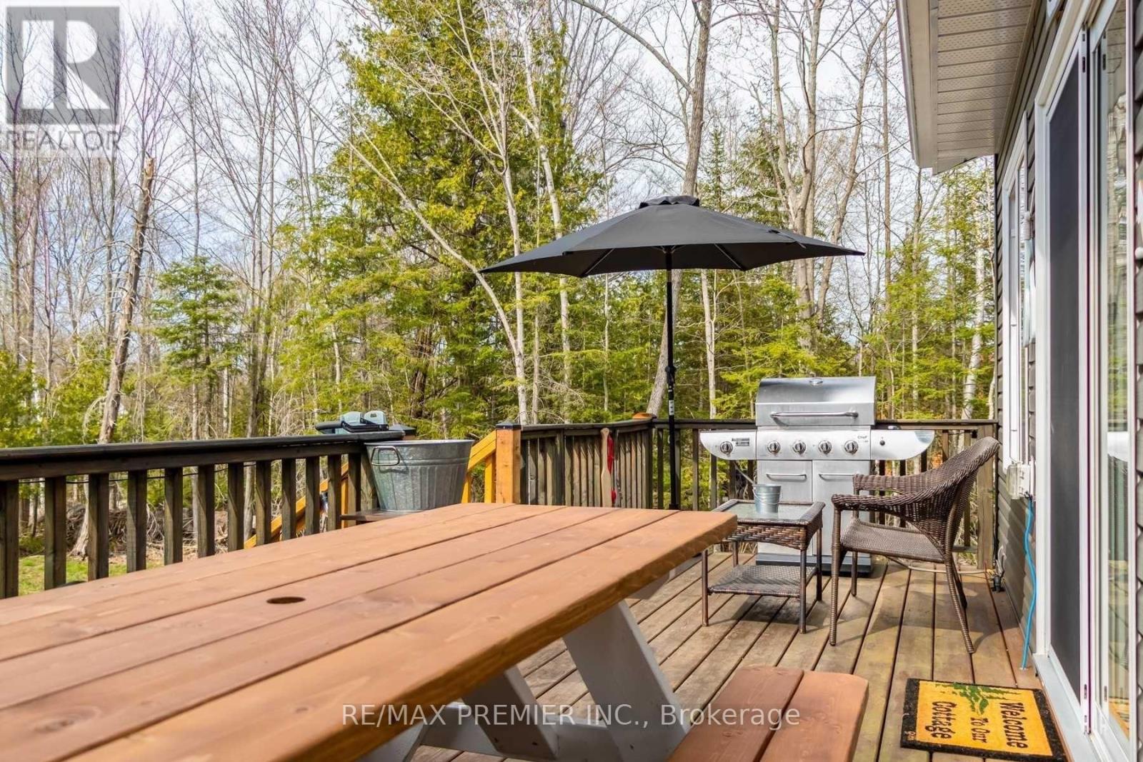 2288 Champlain Road, Tiny, Ontario  L9M 0C6 - Photo 28 - S12399733