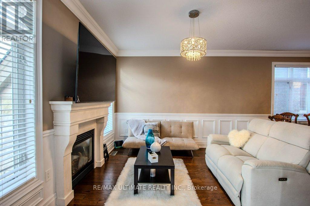 38 Catherine Drive, Barrie, Ontario  L4N 6Z3 - Photo 10 - S12399764