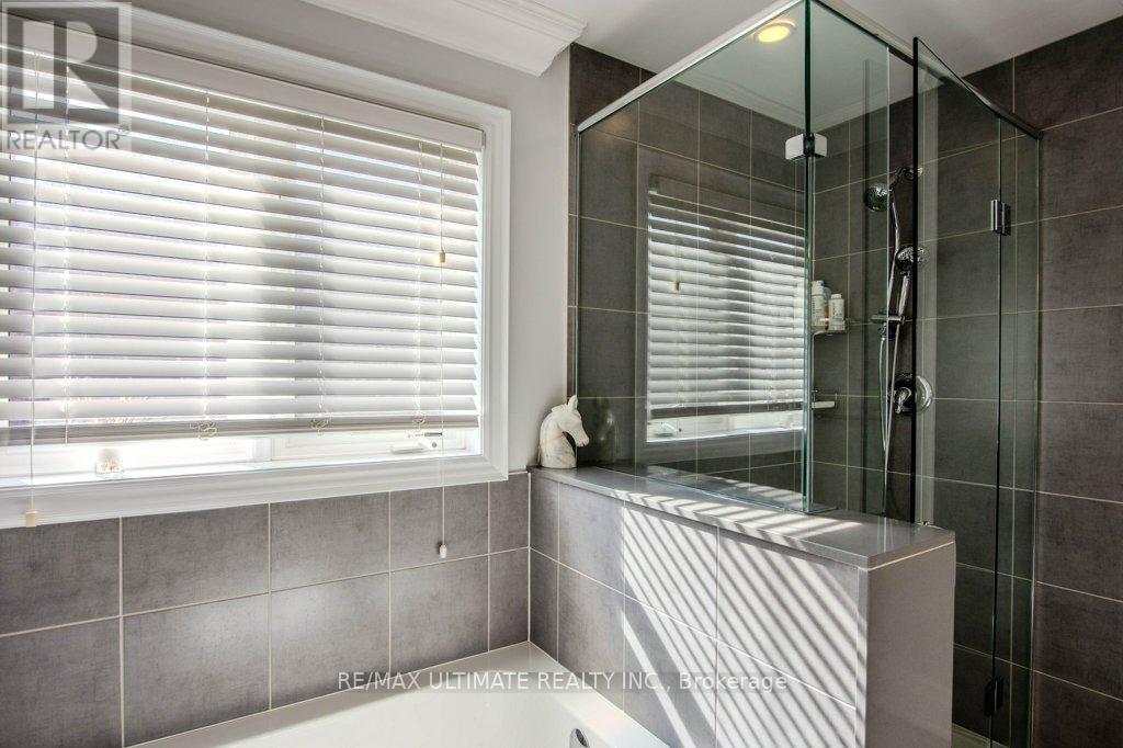 38 Catherine Drive, Barrie, Ontario  L4N 6Z3 - Photo 24 - S12399764