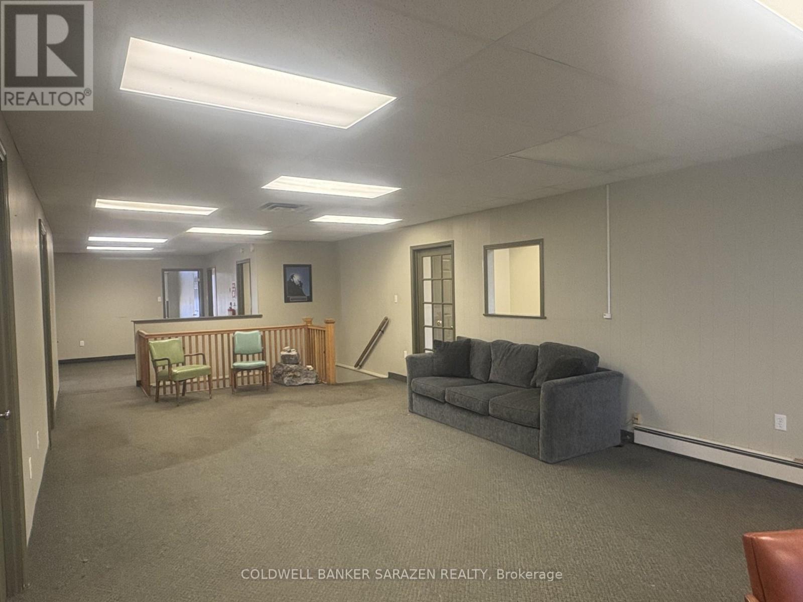 276 Madawaska Boulevard, Arnprior, Ontario  K7S 1R6 - Photo 12 - X12398281