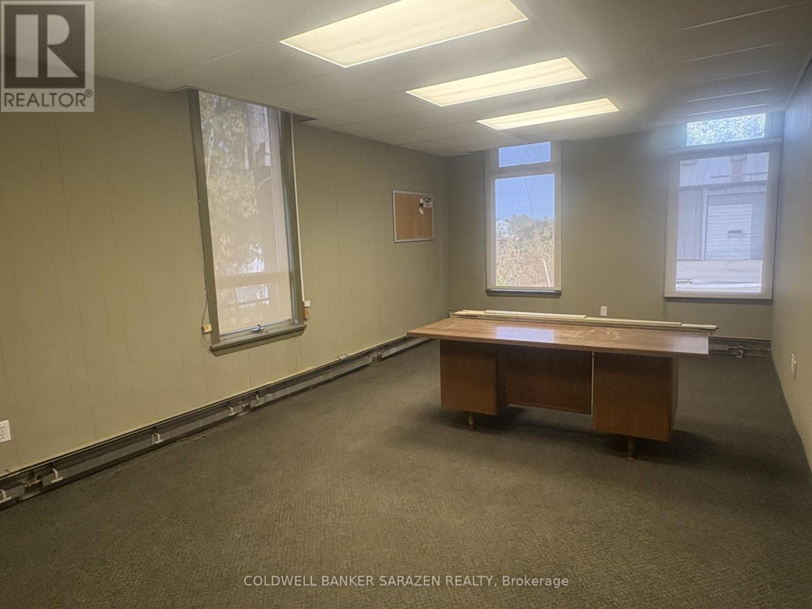 276 Madawaska Boulevard, Arnprior, Ontario  K7S 1R6 - Photo 15 - X12398281