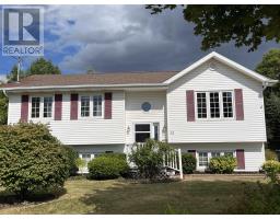 12 DOC BLANCHARD Crescent