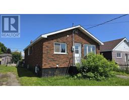 132 McFadden Ave, Sault Ste. Marie, Ca