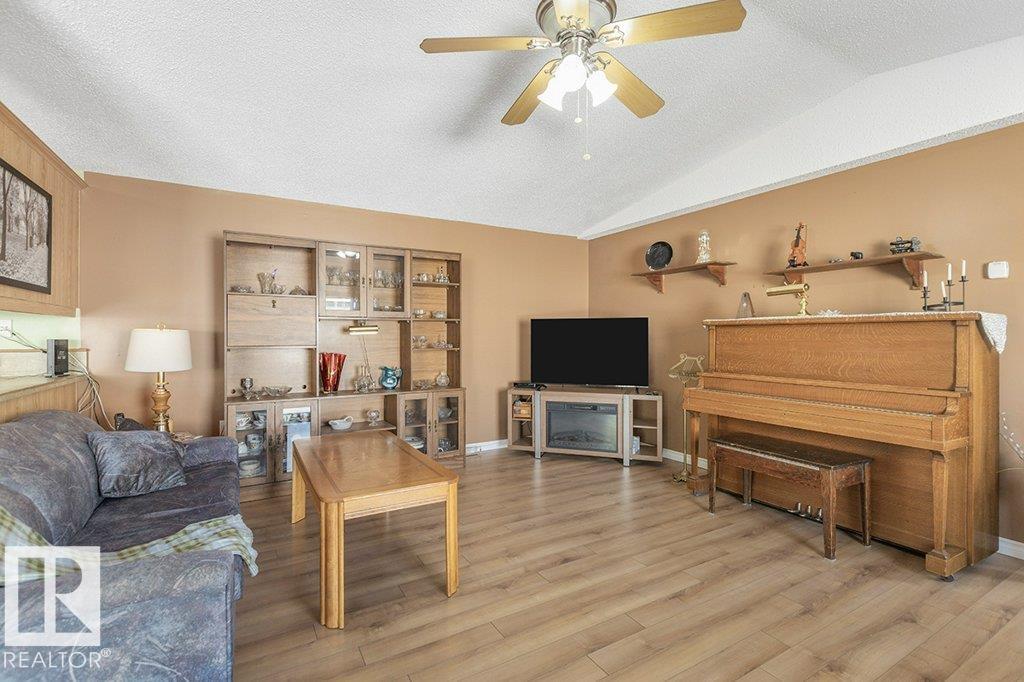 1622 66 Av Nw, Edmonton, Alberta  T6P 0A5 - Photo 34 - E4457447