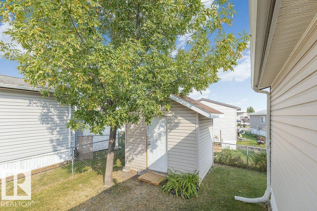 1622 66 Av Nw, Edmonton, Alberta  T6P 0A5 - Photo 9 - E4457447