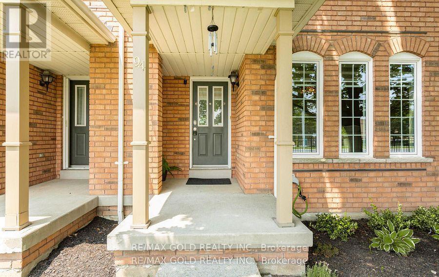 94 - 2665 Thomas Street, Mississauga, Ontario  L5M 6G7 - Photo 1 - W12399618
