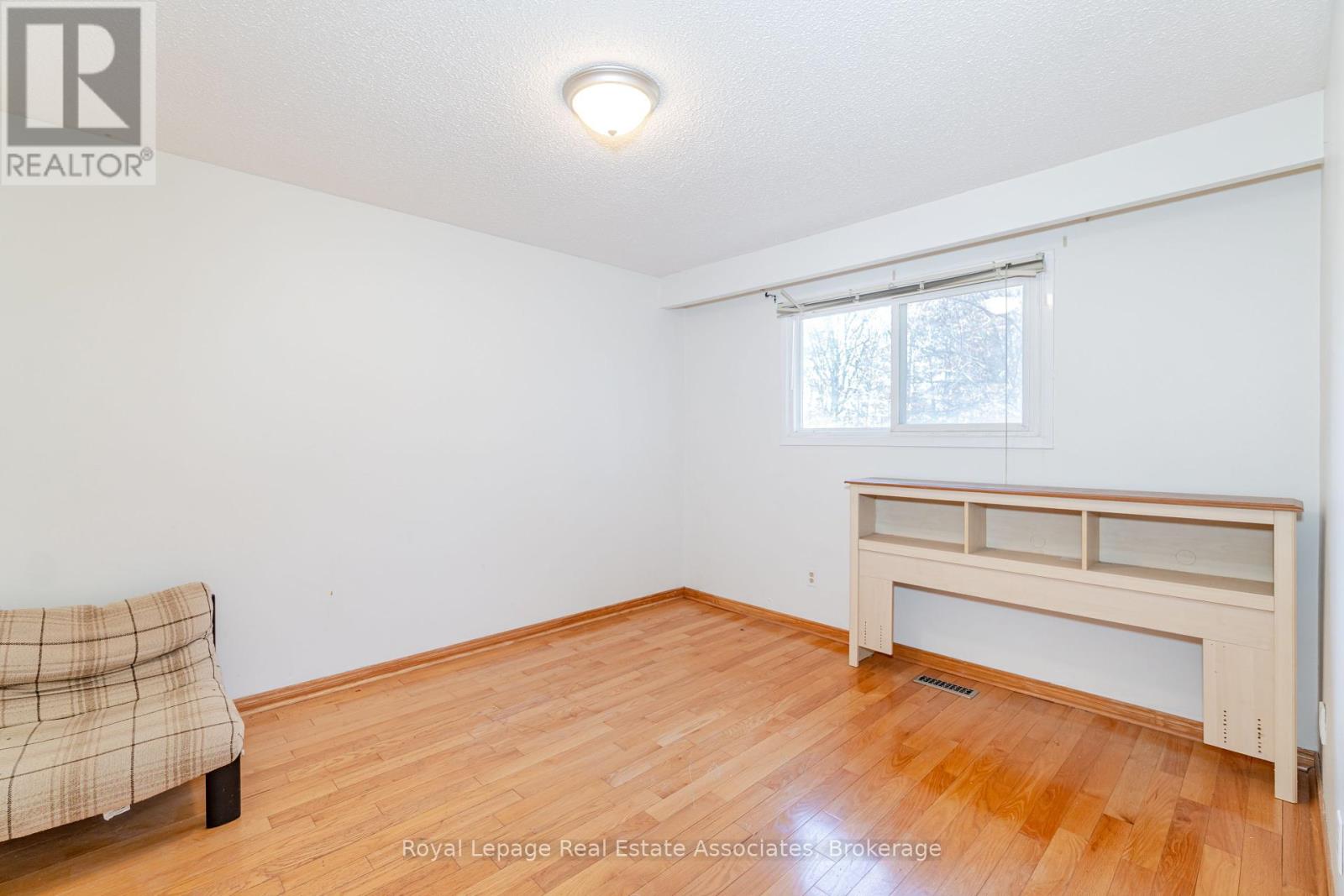 3301 Tallmast Crescent, Mississauga, Ontario  L5L 1K1 - Photo 15 - W12399637