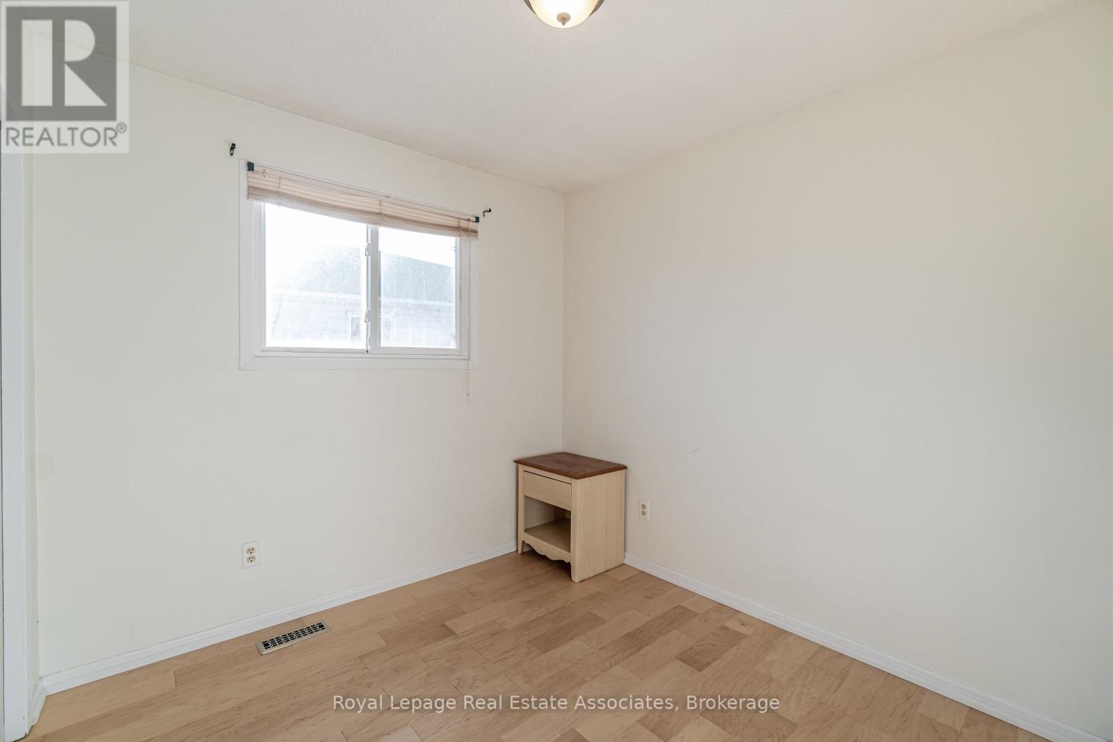 3301 Tallmast Crescent, Mississauga, Ontario  L5L 1K1 - Photo 20 - W12399637