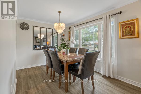 97 Westhampton Drive, Toronto, Ontario  M9R 1Y1 - Photo 13 - W12399669