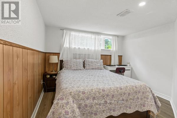 97 Westhampton Drive, Toronto, Ontario  M9R 1Y1 - Photo 20 - W12399669