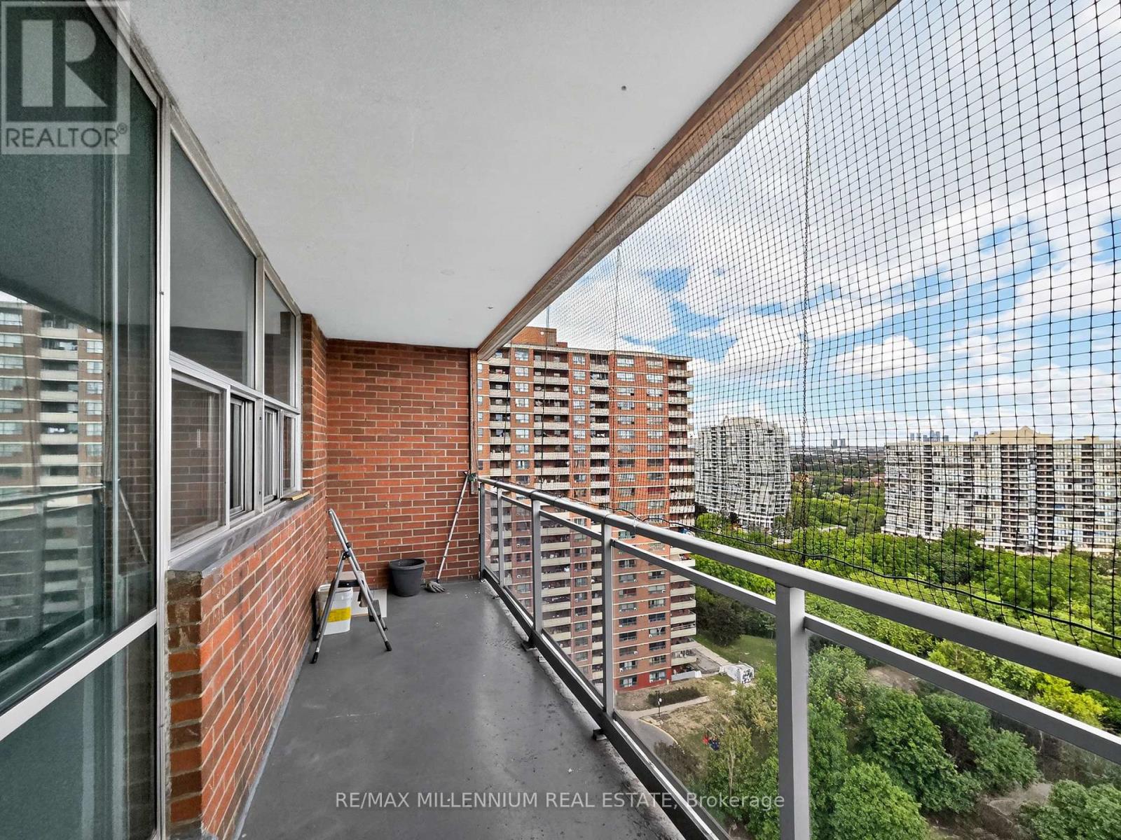 1811 - 2645 Kipling Avenue, Toronto, Ontario  M9V 3S6 - Photo 19 - W12399691
