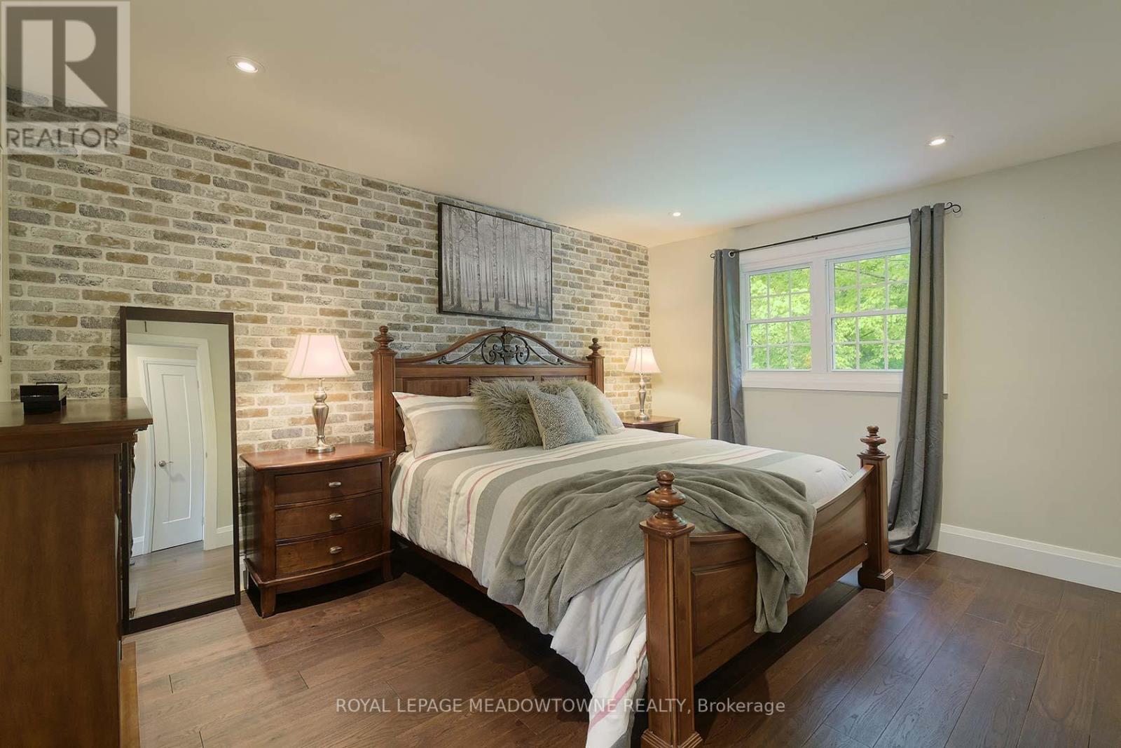 2818 Folkway Drive, Mississauga (Erin Mills), Ontario  L5L 2H9 - Photo 16 - W12399717