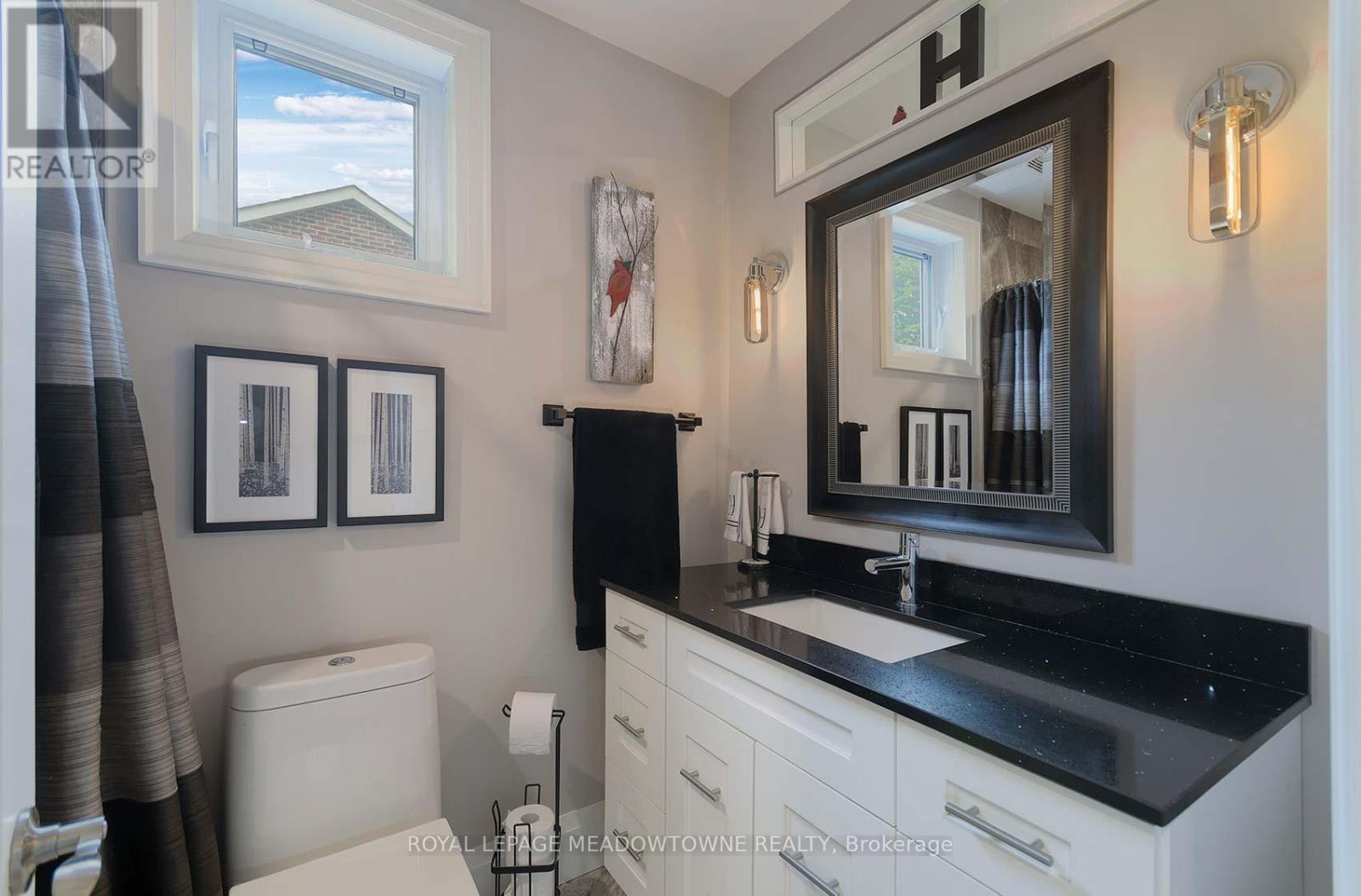 2818 Folkway Drive, Mississauga (Erin Mills), Ontario  L5L 2H9 - Photo 22 - W12399717
