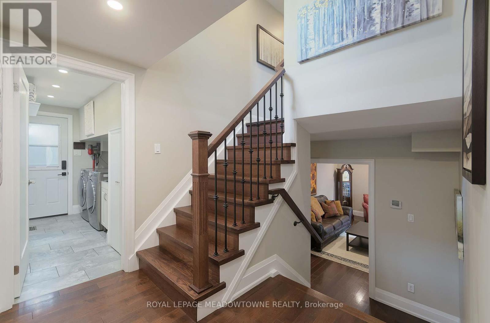 2818 Folkway Drive, Mississauga (Erin Mills), Ontario  L5L 2H9 - Photo 23 - W12399717