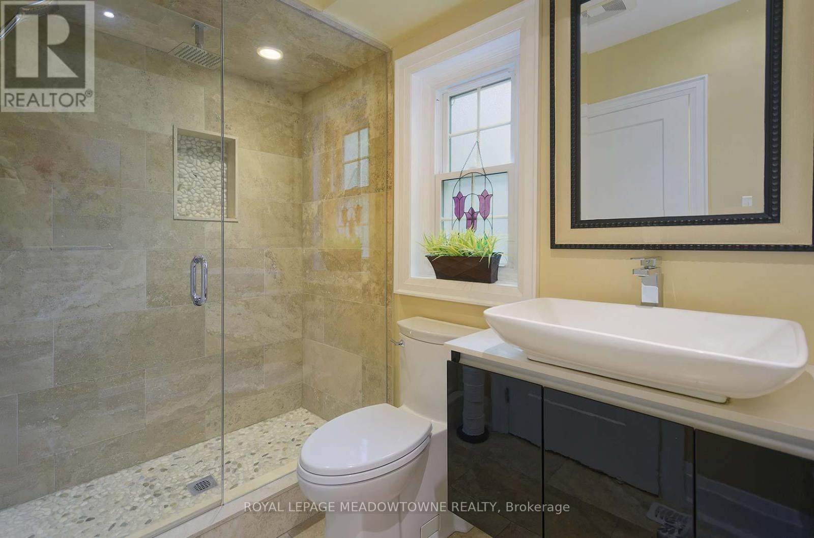 2818 Folkway Drive, Mississauga (Erin Mills), Ontario  L5L 2H9 - Photo 28 - W12399717