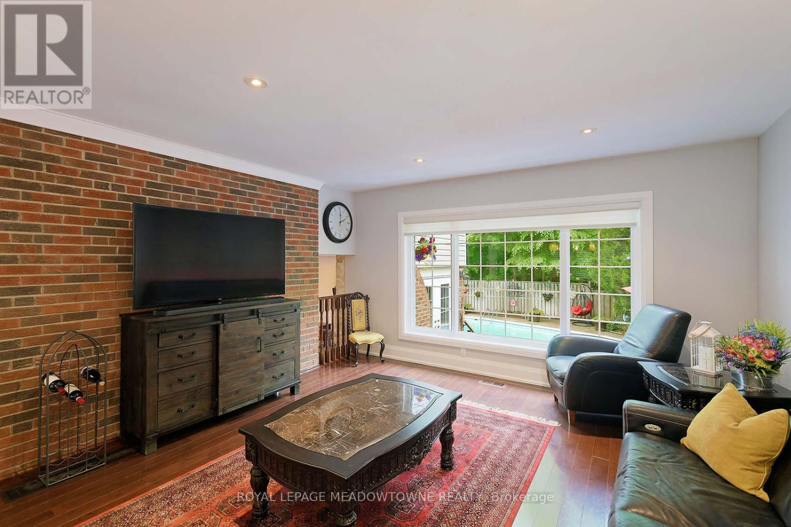 2818 Folkway Drive, Mississauga (Erin Mills), Ontario  L5L 2H9 - Photo 7 - W12399717