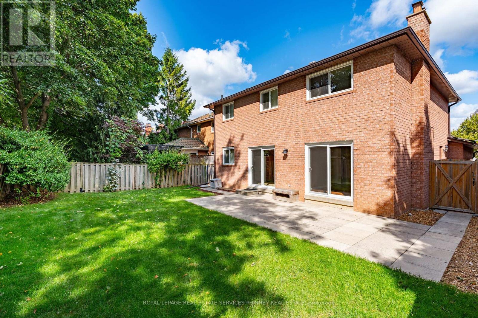 1005 Queen Street W, Mississauga, Ontario  L5H 4E1 - Photo 6 - W12399726