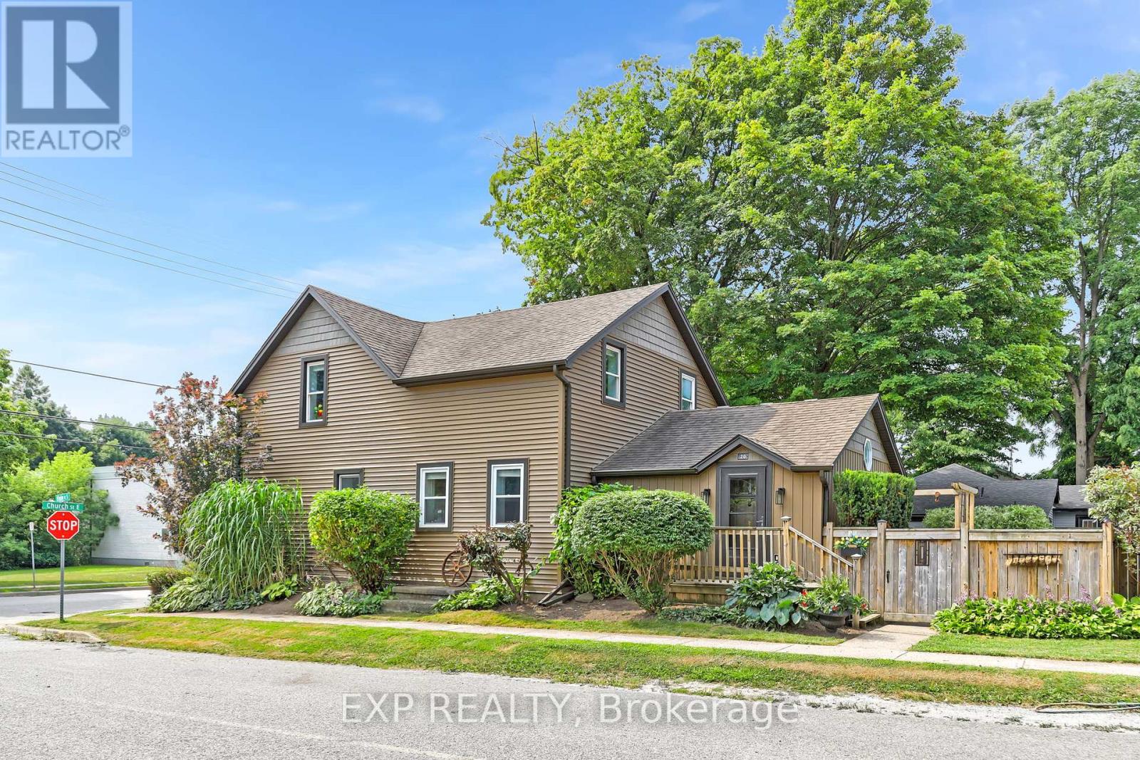 Property at 20 ELGIN STREET S image 1