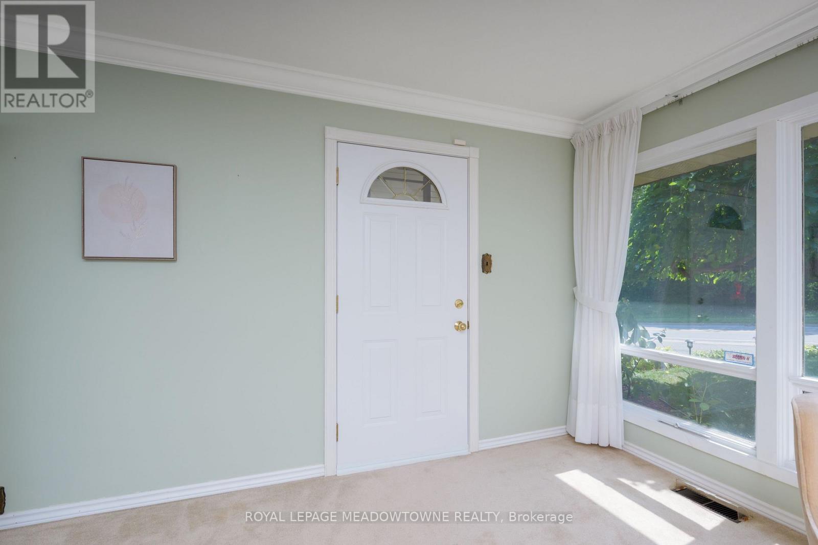 Property at 74 RIVER DRIVE image 5