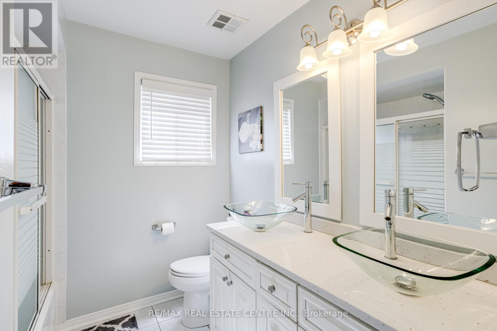 18 Richwood Crescent, Brampton, Ontario  L6X 4K9 - Photo 31 - W12399789