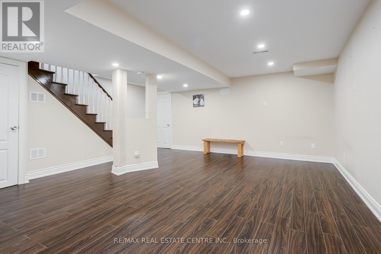 18 Richwood Crescent, Brampton, Ontario  L6X 4K9 - Photo 35 - W12399789
