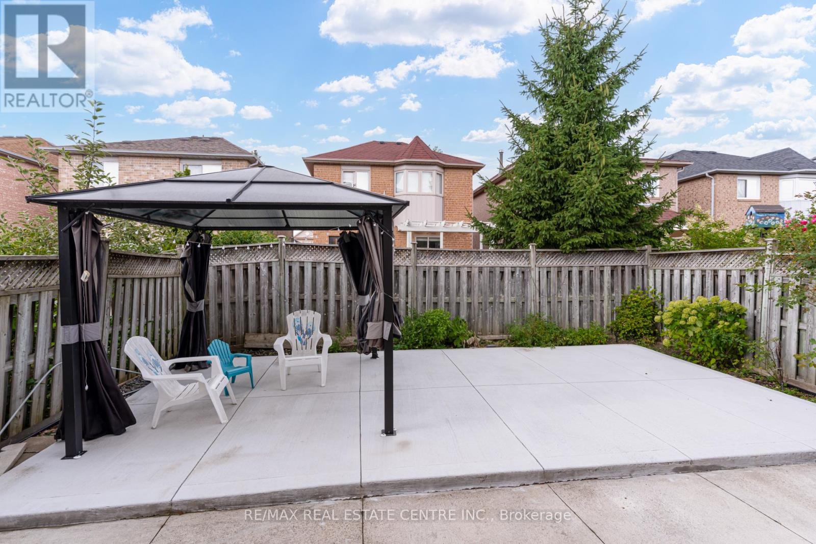 18 Richwood Crescent, Brampton, Ontario  L6X 4K9 - Photo 37 - W12399789